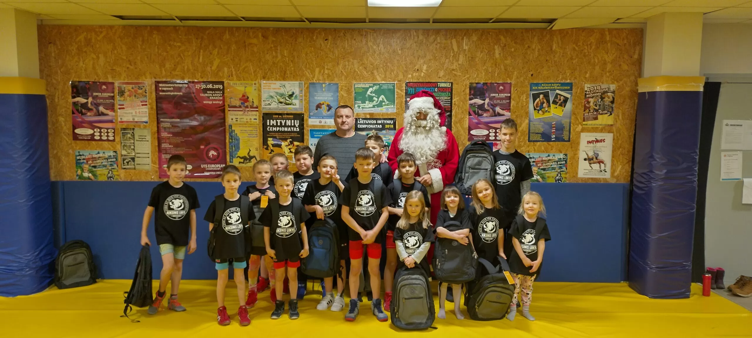 Read more about the article Šventės sporto klube „Auksinis lokys“ – tai ne tik sportas, bet ir bendrystė!
